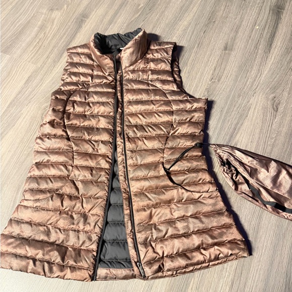 lululemon athletica Jackets & Blazers - Lululemon Bronze/ Black Puffer Vest